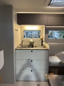 Fahrzeugbild LMC Cruiser 750 EF #12