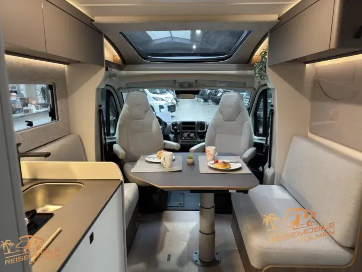 Fahrzeugbild LMC Cruiser 750 EF #13