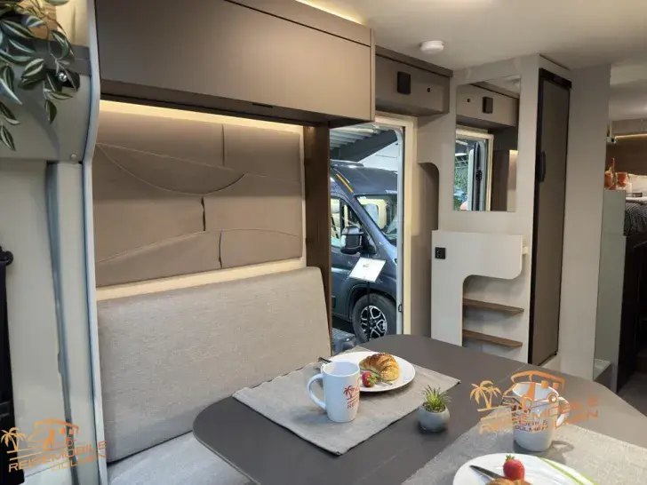 Fahrzeugbild LMC Cruiser 750 EF #15