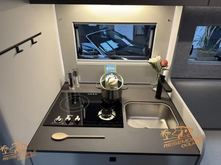 Fahrzeugbild LMC Cruiser 750 EF #19