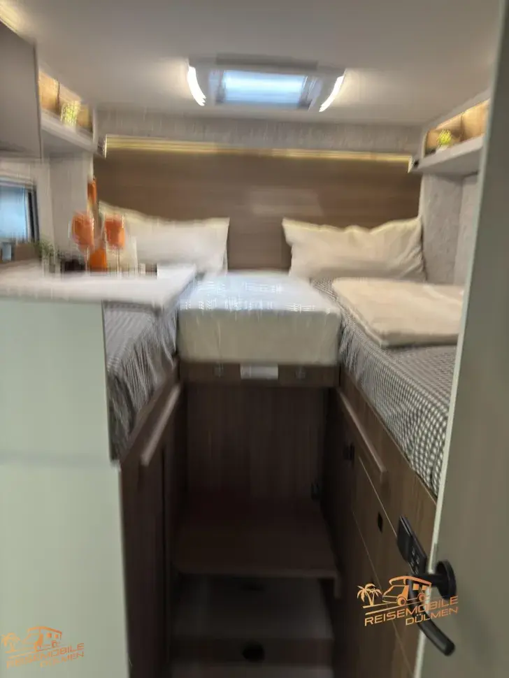 Fahrzeugbild LMC Cruiser 750 EF #23