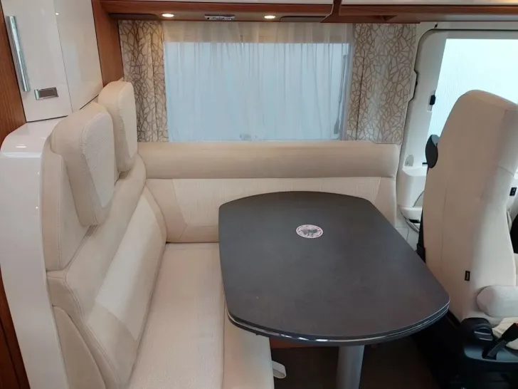 Fahrzeugbild Carthago c-tourer I 143 LE aus Vermietflotte #7