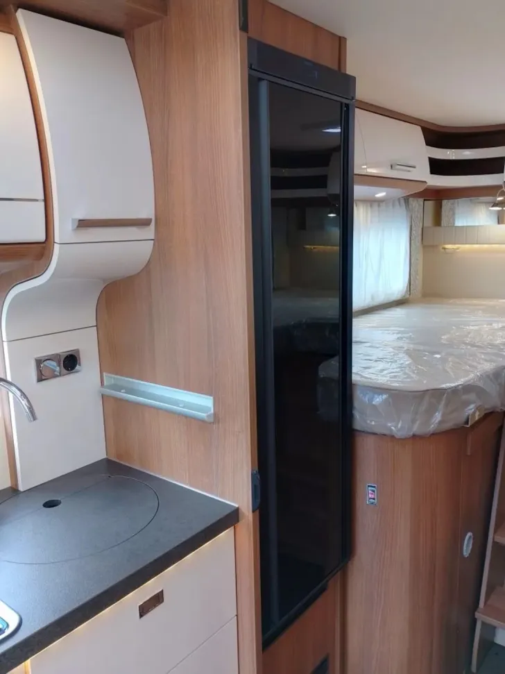 Fahrzeugbild Carthago c-tourer I 143 LE aus Vermietflotte #12