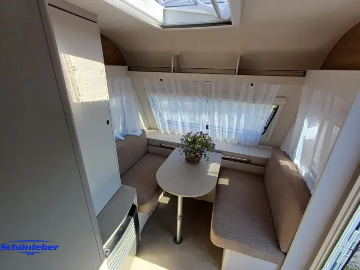Fahrzeugbild LMC Sassino 460 E *Einzelbetten* #4