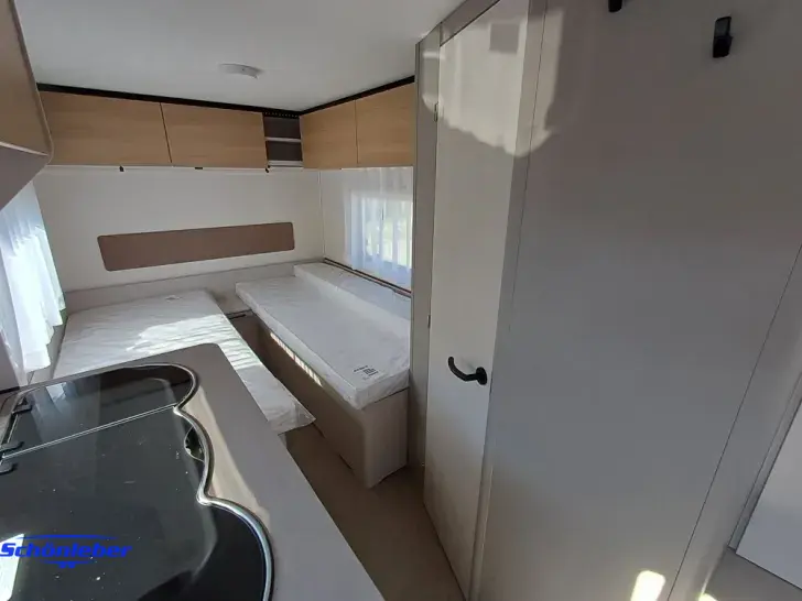 Fahrzeugbild LMC Sassino 460 E *Einzelbetten* #6