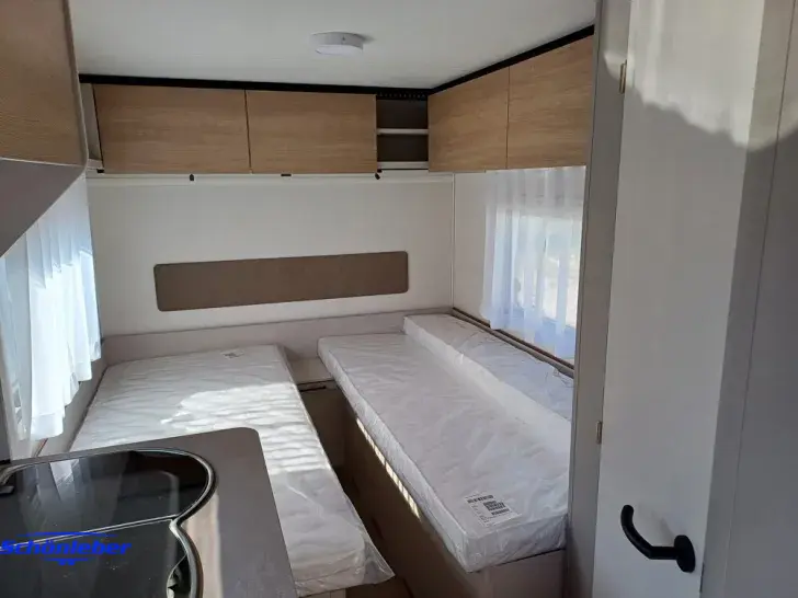 Fahrzeugbild LMC Sassino 460 E *Einzelbetten* #7