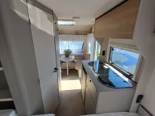 Fahrzeugbild LMC Sassino 460 E *Einzelbetten* #13