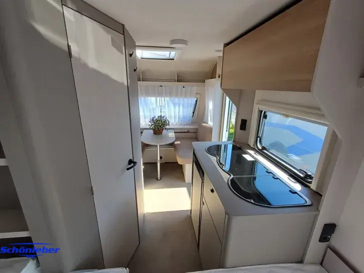 Fahrzeugbild LMC Sassino 460 E *Einzelbetten* #13