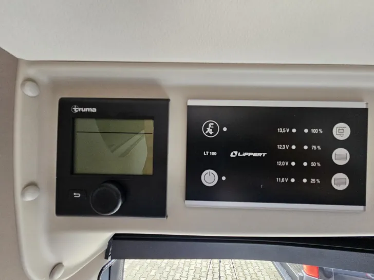 Fahrzeugbild Carado pro CV 602 8GAutom|NAVI/RFK|Ducato|Batt.190Ah #17