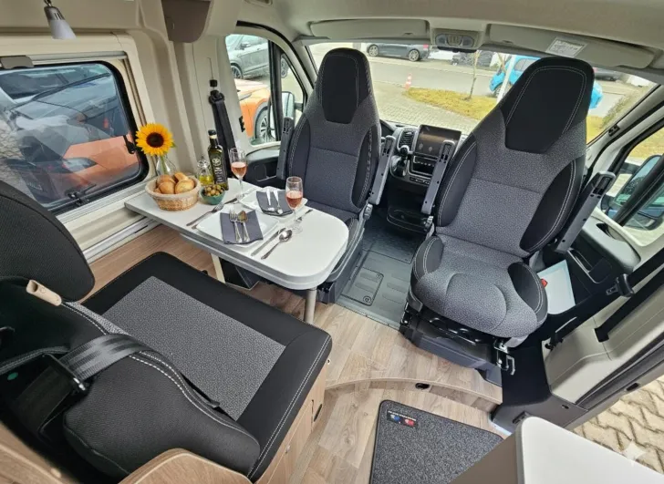 Fahrzeugbild Carado pro CV 602 8GAutom|NAVI/RFK|Ducato|Batt.190Ah #6