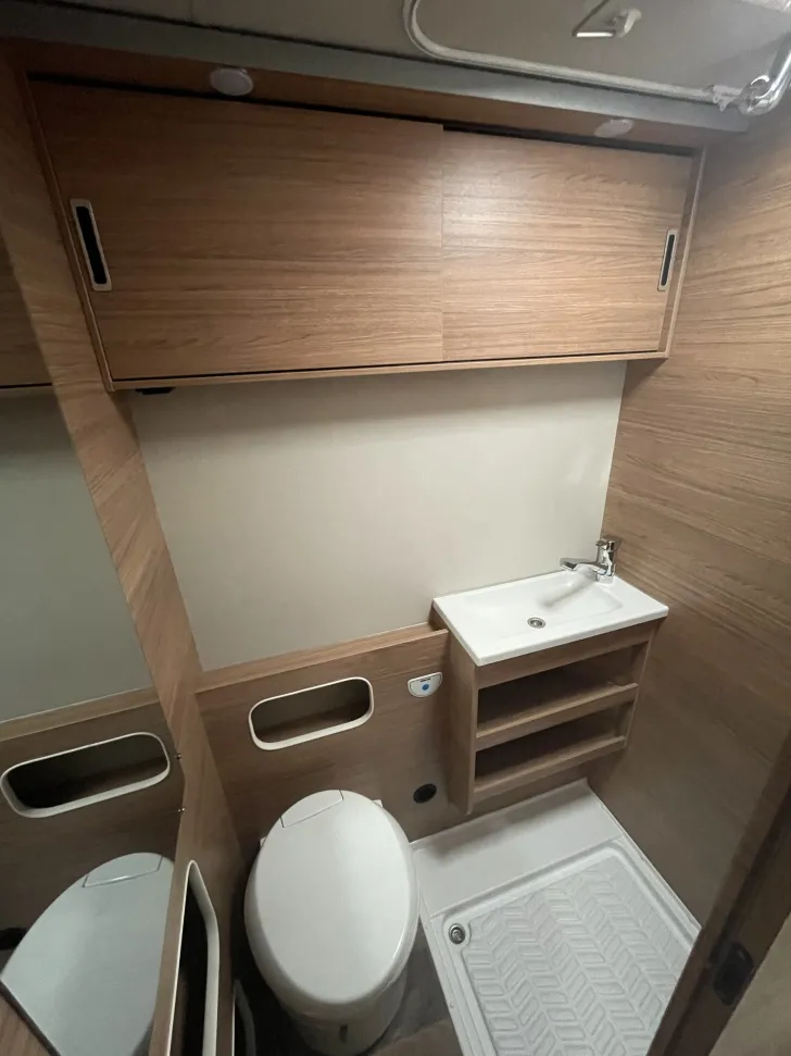 Fahrzeugbild Weinsberg CaraHome 650 DG #14