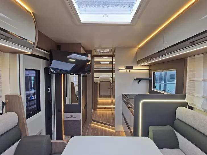 Fahrzeugbild Roller Team Zefiro 287 P Ford #5