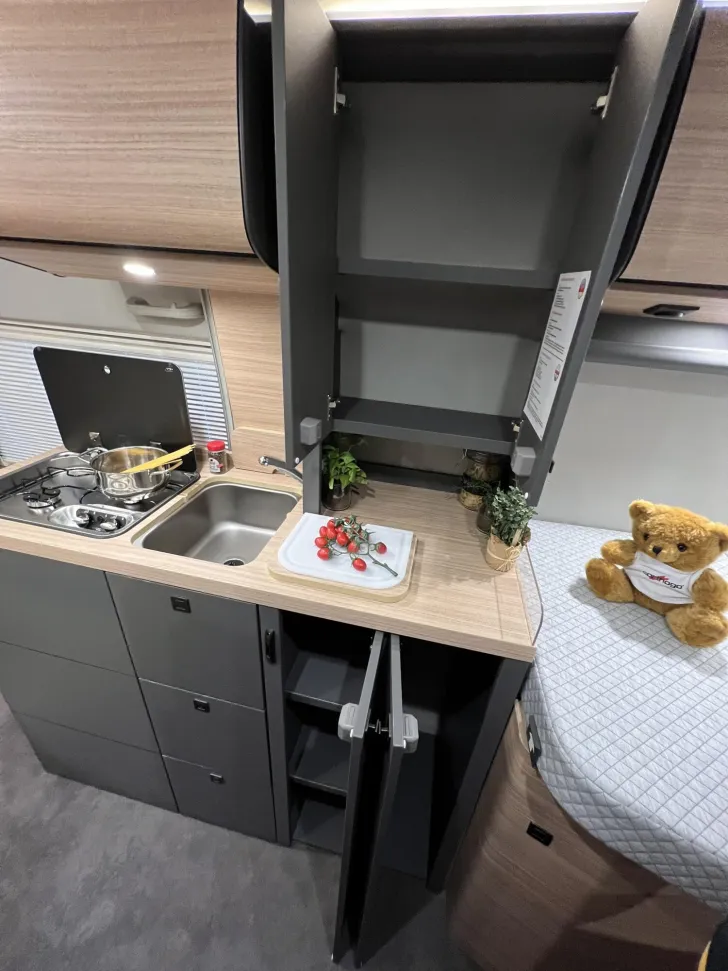 Fahrzeugbild Malibu Van first class - two rooms GT skyview 640 LE RB Fiat (731) #21
