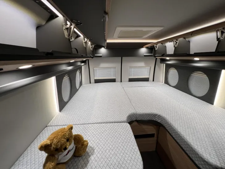 Fahrzeugbild Malibu Van first class - two rooms GT skyview 640 LE RB Fiat (731) #25