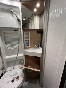 Fahrzeugbild Malibu Van first class - two rooms GT skyview 640 LE RB Fiat (731) #30