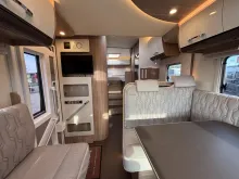 Fahrzeugbild Bürstner Limited T 726 G #9