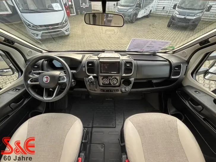 Fahrzeugbild Bürstner Limited T 726 G #18