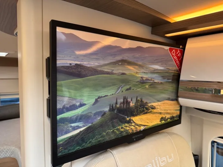 Fahrzeugbild Malibu Compact 600 LE #24