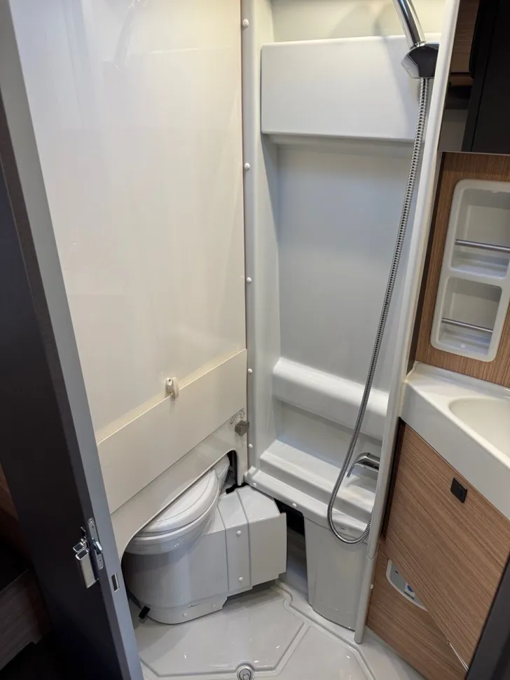 Fahrzeugbild Malibu Charming coupé 640 LE K #15