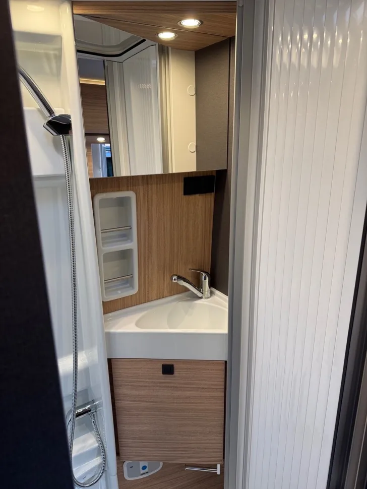 Fahrzeugbild Malibu Charming coupé 640 LE K #16