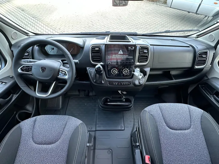 Fahrzeugbild Crosscamp EXPDN T 7.4 E Peugeot CC EXPDN7.4E #10