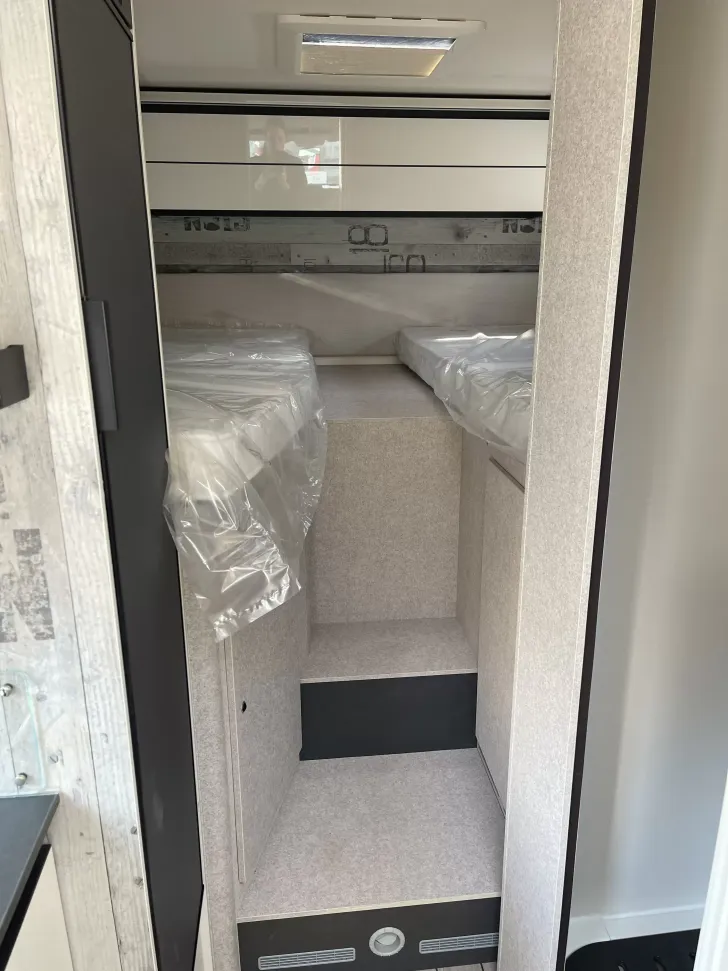 Fahrzeugbild Forster T Coupé 669 EB #10