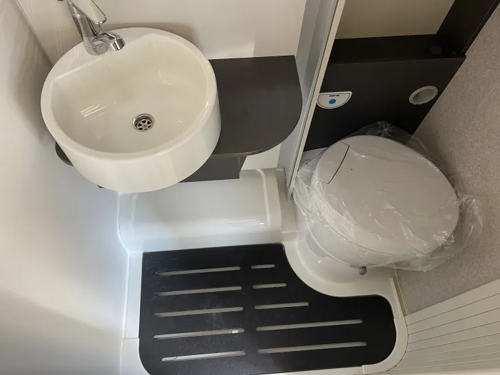 Fahrzeugbild Forster T Coupé 669 EB #12