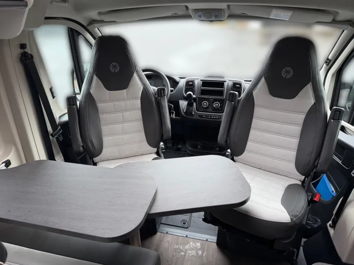 Fahrzeugbild Sunlight Adventure Cliff 602 Aktion  Keep on Rolling #11