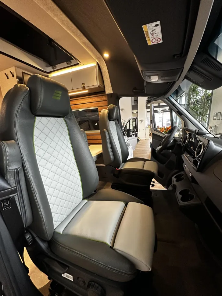 Fahrzeugbild Hymer Grand Canyon S CrossOver 600 #12