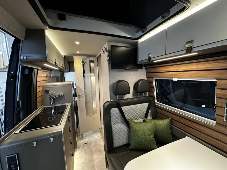 Fahrzeugbild Hymer Grand Canyon S CrossOver 600 #13