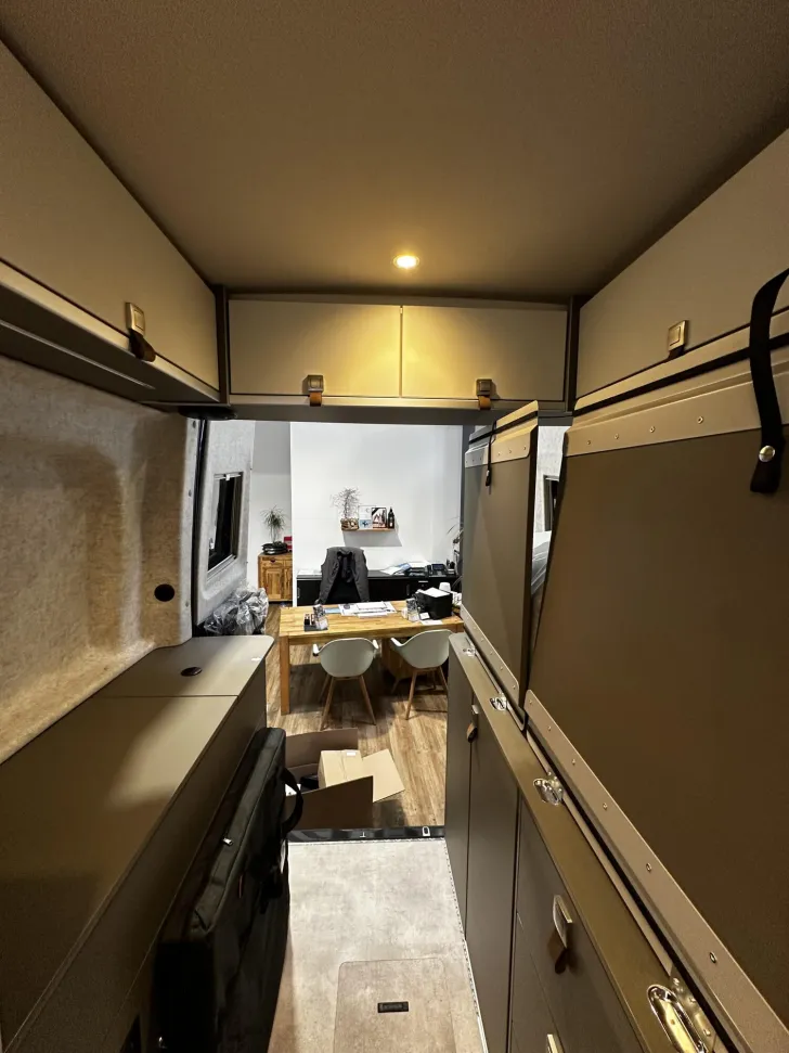 Fahrzeugbild Hymer Grand Canyon S CrossOver 600 #18