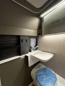 Fahrzeugbild Hymer Grand Canyon S CrossOver 600 #20