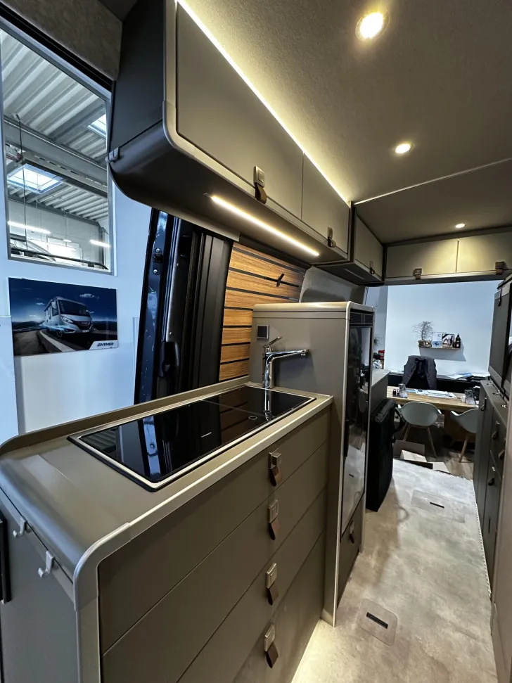 Fahrzeugbild Hymer Grand Canyon S CrossOver 600 #24