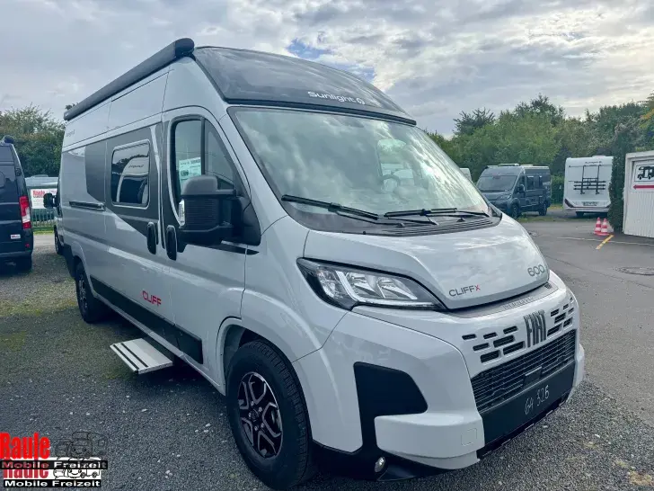 Fahrzeugbild Sunlight CLIFF 600 X #1