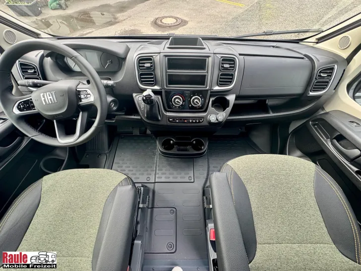 Fahrzeugbild Sunlight CLIFF 600 X #8