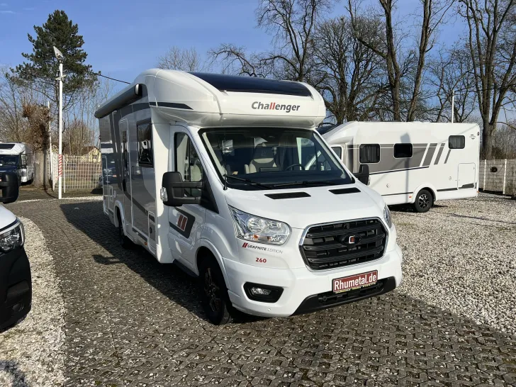 Fahrzeugbild Challenger Teilintegriert 260 Graphite Edition #4