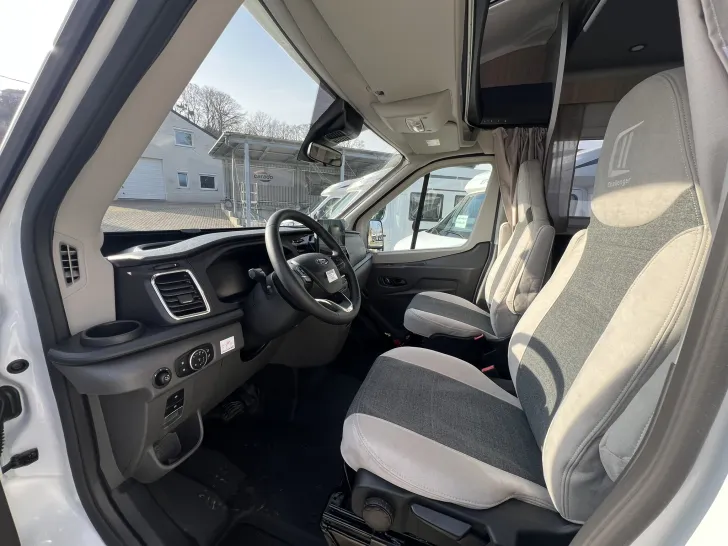 Fahrzeugbild Challenger Teilintegriert 260 Graphite Edition #14