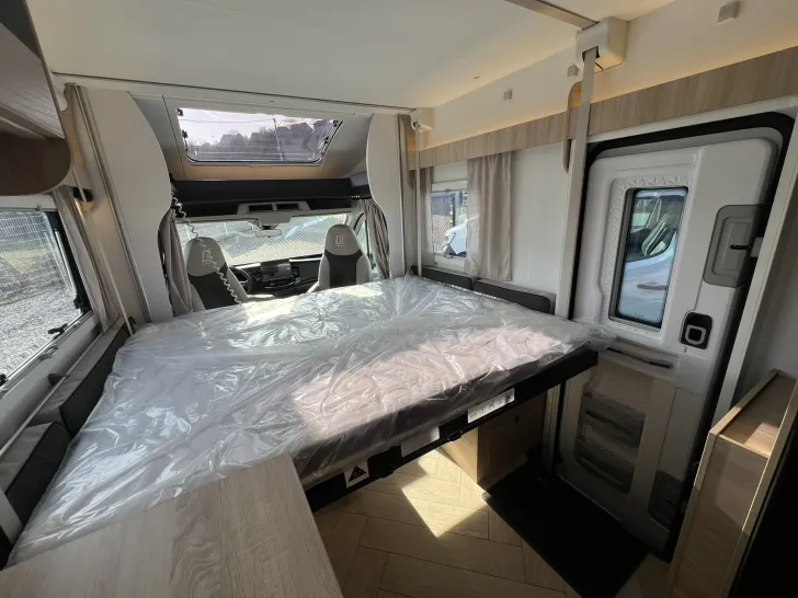 Fahrzeugbild Challenger Teilintegriert 260 Graphite Edition #28