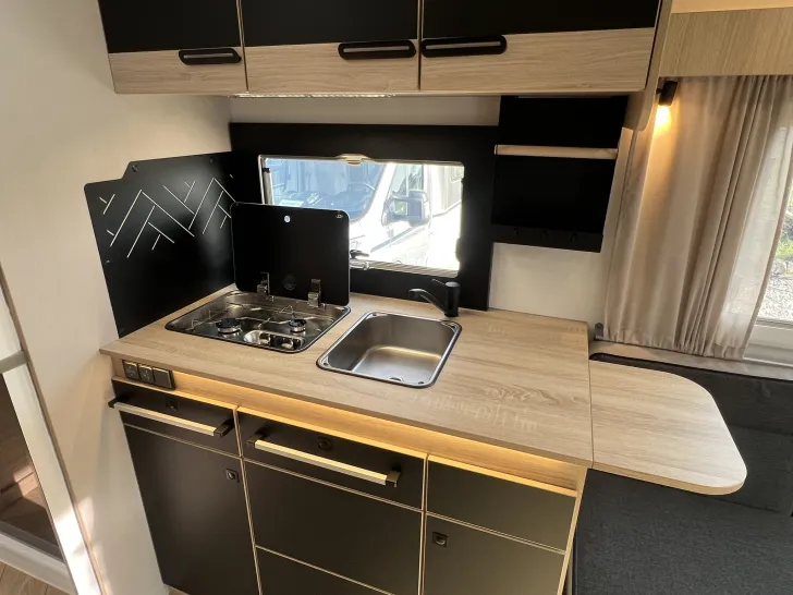 Fahrzeugbild Challenger Teilintegriert 260 Graphite Edition #30