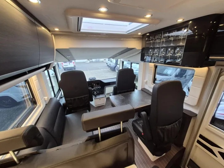 Fahrzeugbild Concorde Carver 850 LI #8