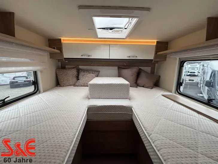 Fahrzeugbild Bürstner Limited T 690 G #13