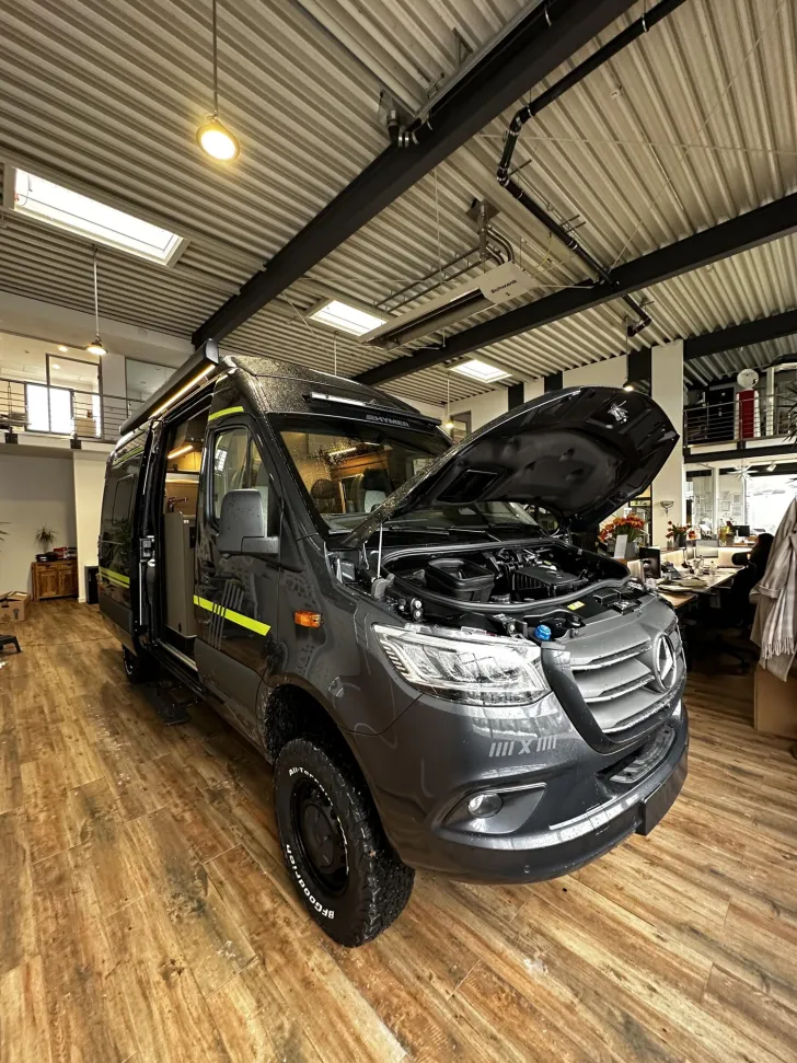 Fahrzeugbild Hymer Grand Canyon S CrossOver 600 #5