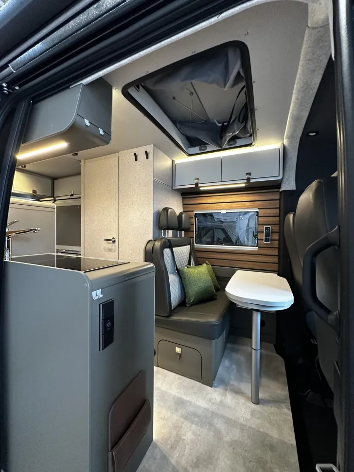 Fahrzeugbild Hymer Grand Canyon S CrossOver 600 #15