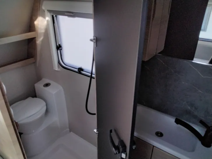 Fahrzeugbild Weinsberg CaraOne 450 FU Modell 2026 #10