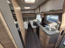 Fahrzeugbild Knaus Südwind 500 EU 60 Years Markise - Dusche #15