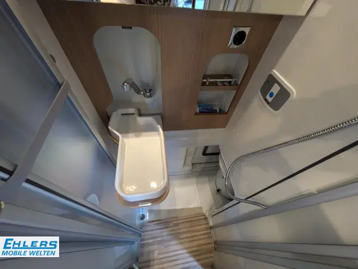 Fahrzeugbild Malibu Van compact 540 DB 140PS/Autom/Aufstelldach/Fahrassistenz-Paket #21
