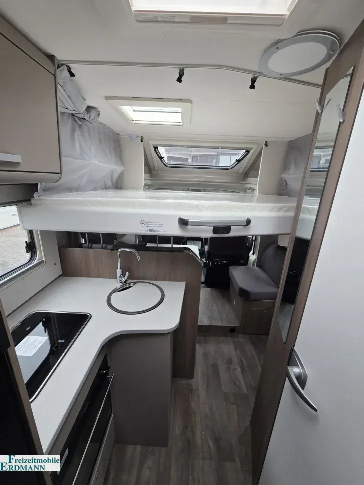 Fahrzeugbild Carado T 328 #19