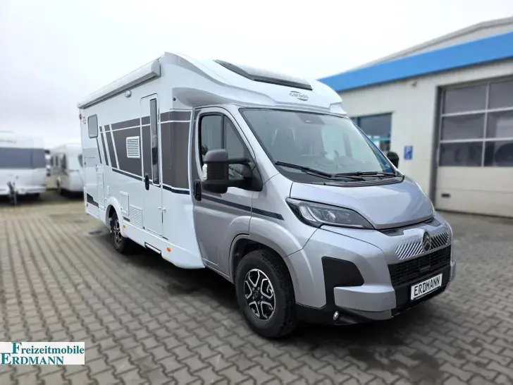 Fahrzeugbild Carado T 338 #1
