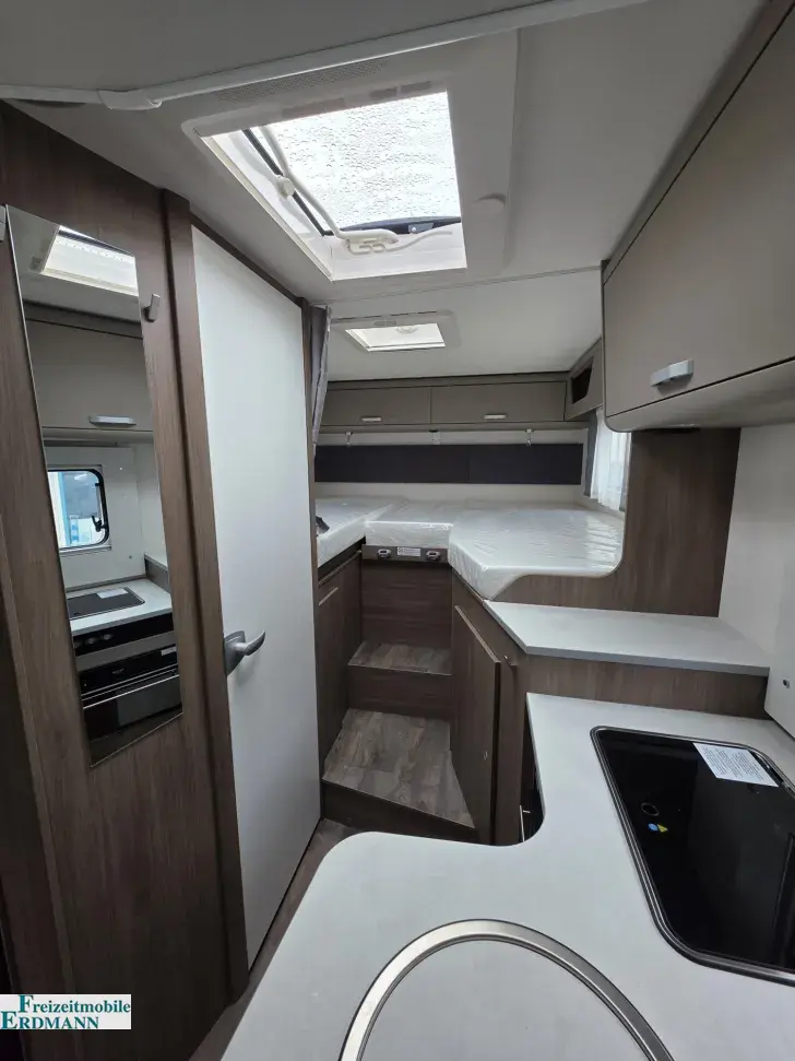 Fahrzeugbild Carado T 338 #14