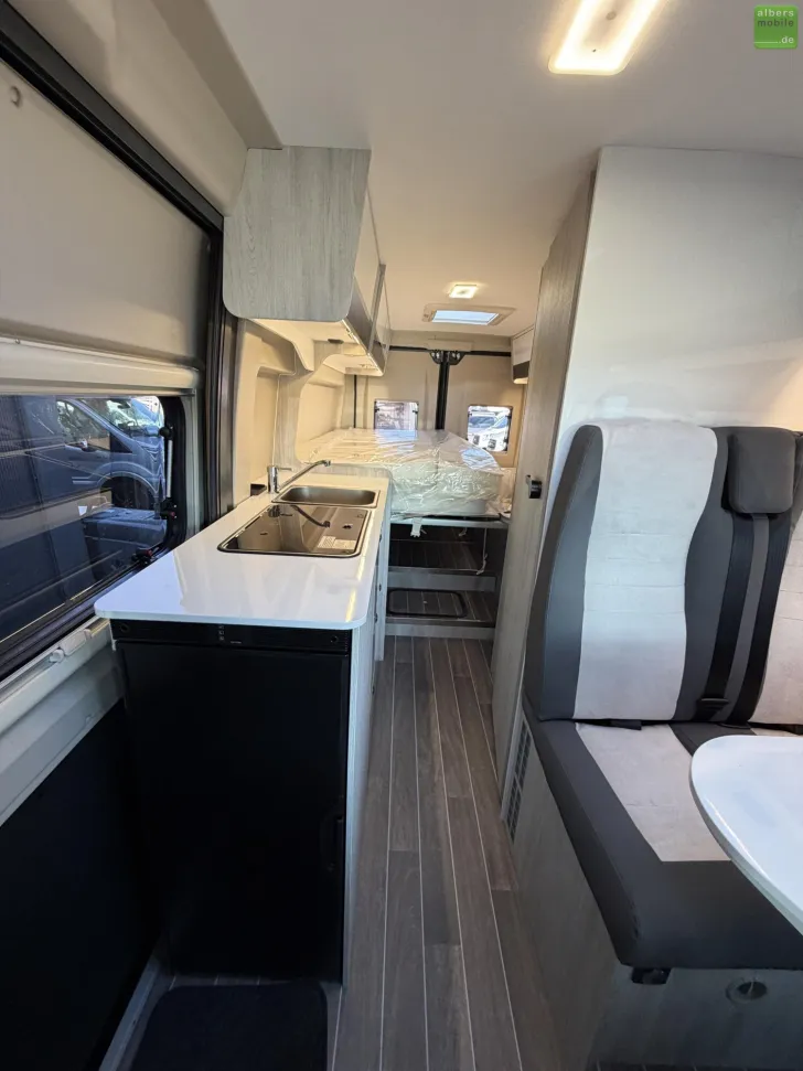 Fahrzeugbild Roller Team Livingstone GO Duo 180PS Safety ACC FullLED 2026 #15